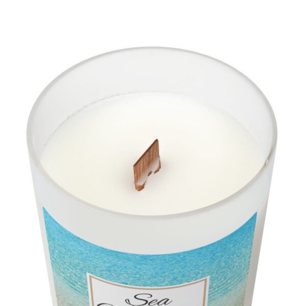 sea minerals wood wick candle top view