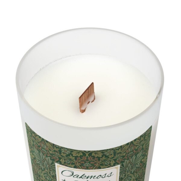Oakmoss Amber wood wick candle top view Oakmoss Amber wood wick candle top view