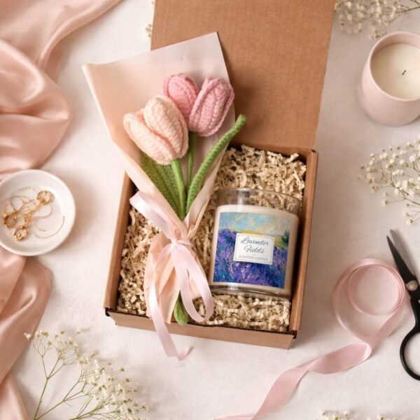 Lavender Fields candle and crochet flowers gift set